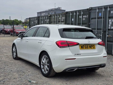 Mercedes-Benz A Class 1.5 A180d Sport WF68MPO White #4