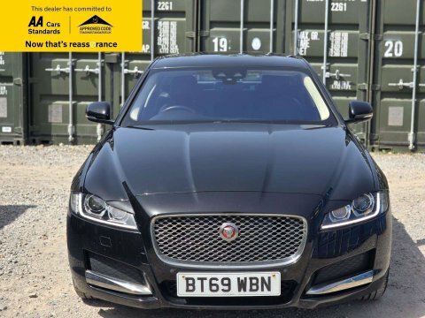 Jaguar XF 2.0D Portfolio Saloon Black #2