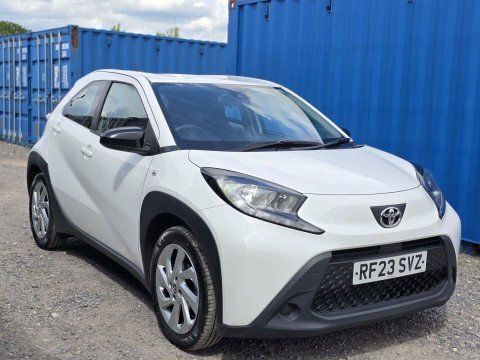 Toyota Aygo X 1.0 Vvt-i Pure RF23SVZ White #5