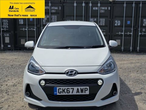 Hyundai I10 1.2 Premium Hatchback GK67AWP White #2