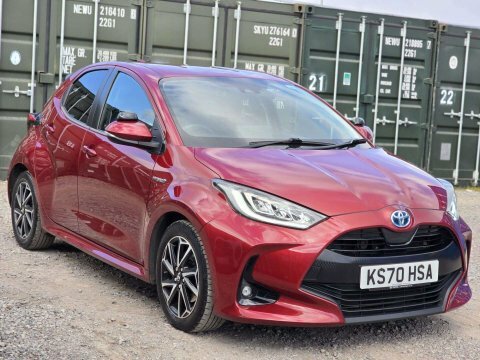 Toyota Yaris 1.5 Vvt-h Design KS70HSA Red #5