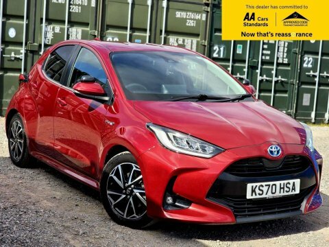 Toyota Yaris 1.5 Vvt-h Design KS70HSA Red