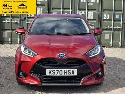 Toyota Yaris 1.5 Vvt-h Design KS70HSA Red #2