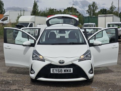Toyota Yaris 1.5 Vvt-h Icon EY68WWA White #5