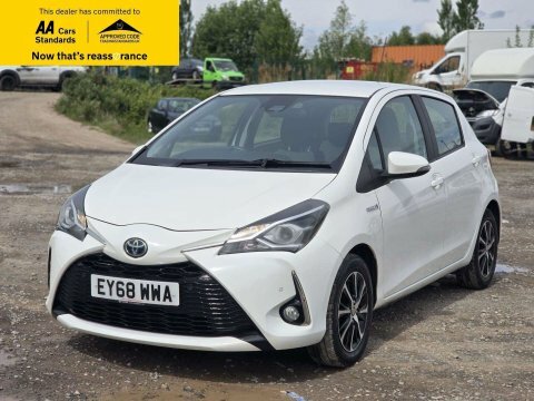 Toyota Yaris 1.5 Vvt-h Icon EY68WWA White #3