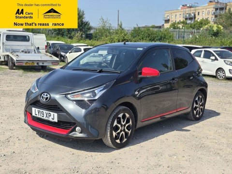 Toyota Aygo 1.0 Vvt-i X-trend LY19XPJ Grey #3