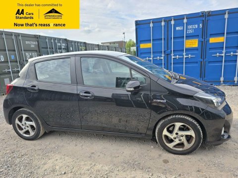 Toyota Yaris 1.5 Vvt-h Icon NV14YYZ Black #4
