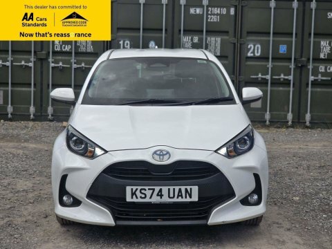 Toyota Yaris 1.5 Vvt-h Icon KS74UAN White #2
