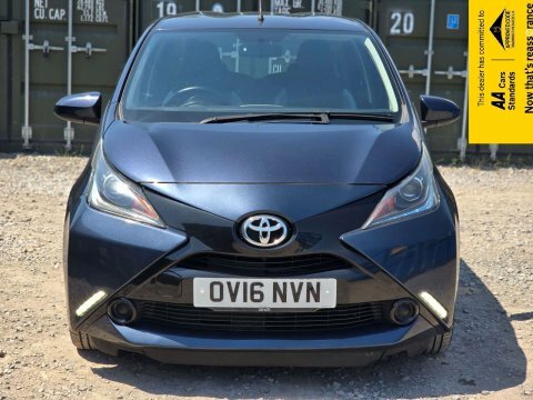 Toyota Aygo 1.0 Vvt-i X-play OV16NVN Blue #2