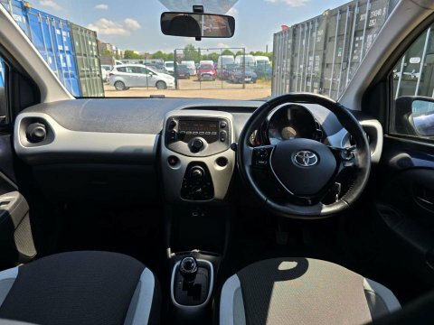 Toyota Aygo 1.0 Vvt-i X-play OV16NVN Blue #6