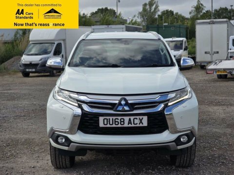 Mitsubishi Shogun Sport 2.4D 4 Suv OU68ACX White #2