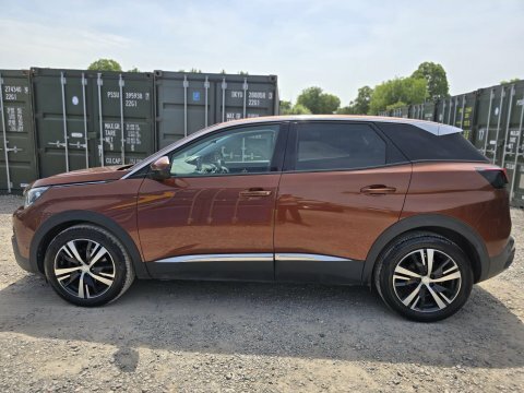 Peugeot 3008 1.2 Puretech Allure HN67MXU Brown #6