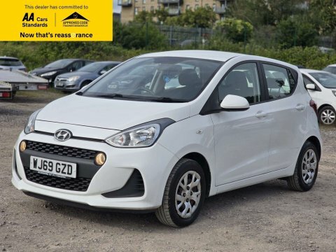 Hyundai I10 1.2 Se Hatchback WJ69GZD White #3