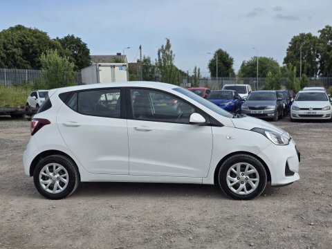 Hyundai I10 1.2 Se Hatchback WJ69GZD White #5