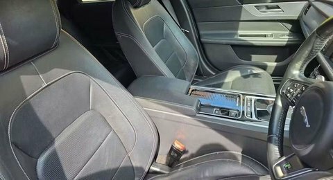 Jaguar XF 2.0D R-sport Saloon BL67UTM Black #3