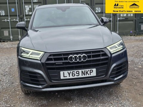 Audi Q5 2.0 Tfsi 45 Grey