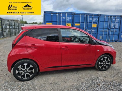 Toyota Aygo 1.0 Vvt-i X-trend LL68OOJ Red #4
