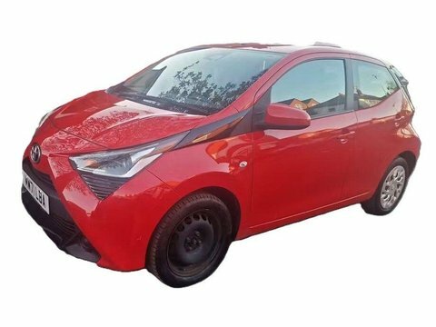 Toyota Aygo 1.0 Vvt-i X-play MW71LBA Red #2