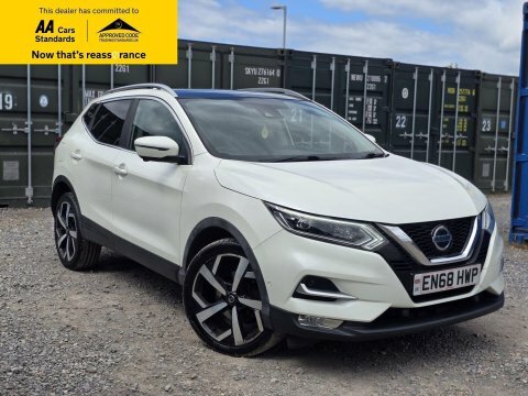 Nissan Qashqai 1.3 Dig-t Tekna White
