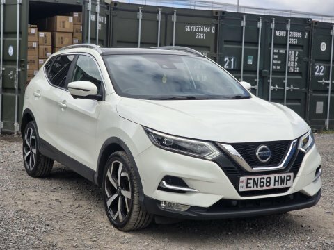 Nissan Qashqai 1.3 Dig-t Tekna EN68HWP White #5