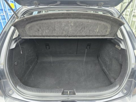 Mazda 3 1.6 Ts Grey #8