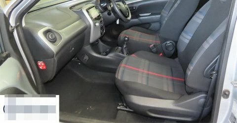 Peugeot 108 1.0 Vti Active Silver #2
