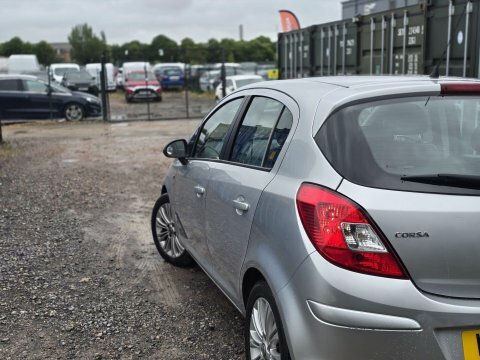 Vauxhall Corsa Limited Edition White #12