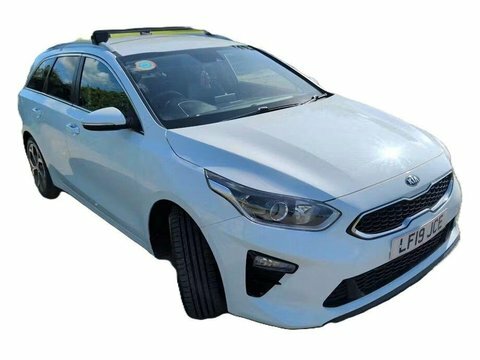 Kia Ceed 1.6 Crdi 3 LF19JCE White