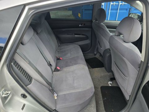 Toyota Prius 1.5 T4 Cvt Silver #7