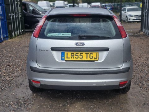 Ford Focus 1.6 LX Green #4