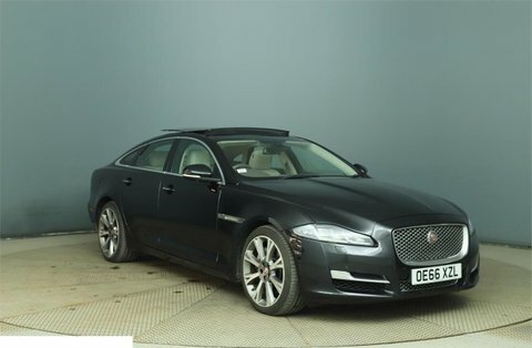 Jaguar XJ 3.0D V6 Portfolio Black