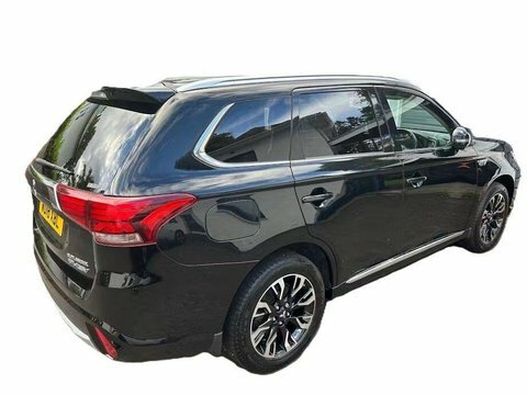 Mitsubishi Outlander 2.0H 12Kwh 5H Black #4