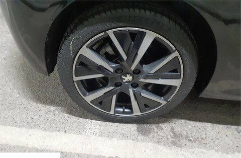 Peugeot 208 1.2 Puretech Allure LR70PPF Black #2