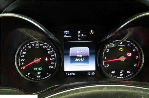 Mercedes-Benz C Class 2.0 C200 Sport NG15PLN Red #3