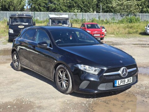 Mercedes-Benz A Class 1.5 A180d Se LP19JKO Black #5