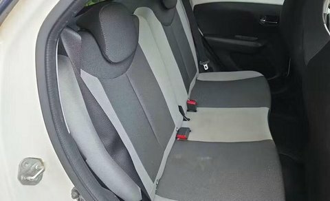 Toyota Aygo 1.0 Vvt-i X-press White #6