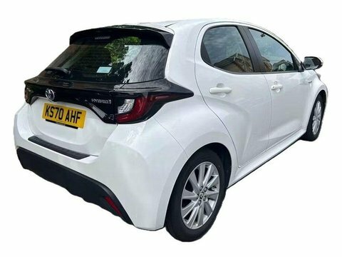 Toyota Yaris 1.5 Vvt-h Icon White #4