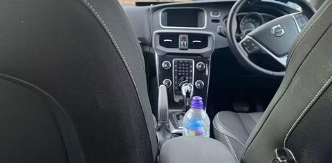 Volvo V40 1.5 T2 Momentum Silver #5