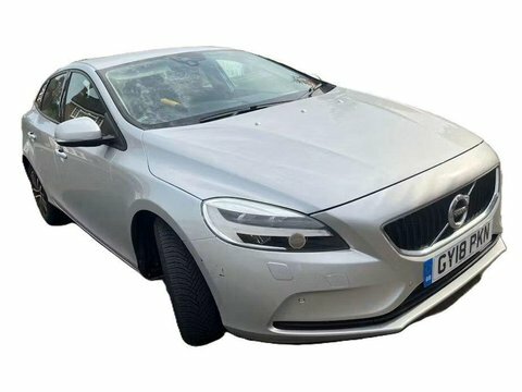 Volvo V40 1.5 T2 Momentum Silver
