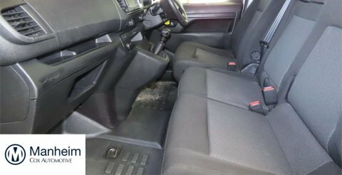 Vauxhall Vivaro 1.5 Turbo D DS23MLV White #2