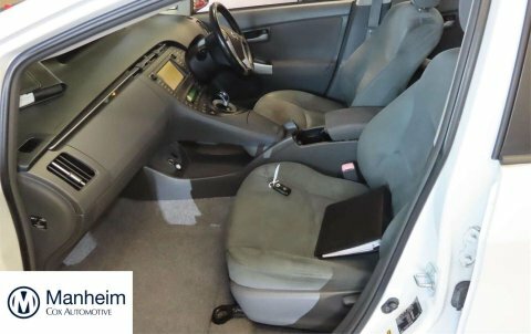 Toyota Prius 1.8 Vvt-h T White #2