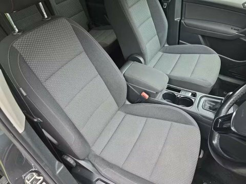Volkswagen Touran 1.6 Tdi Bluemotion Grey #5