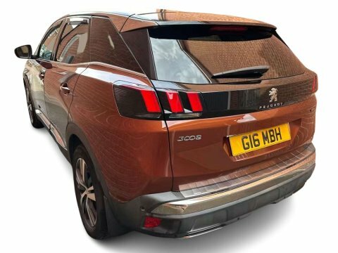 Peugeot 3008 1.2 Puretech Gt Brown #4