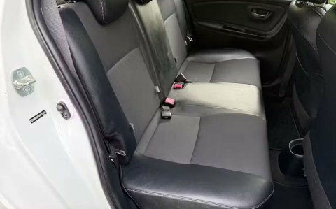 Toyota Yaris Hatchback Red #6