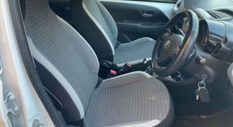 Toyota Aygo 1.0 Vvt-i X-play White #5