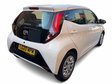 Toyota Aygo 1.0 Vvt-i X-play White #3