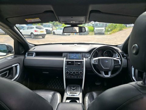 Land Rover Discovery Sport 2.0 Td4 Se LC66JCK White #6