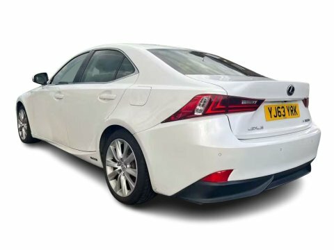 Lexus IS 2.5 300H Luxury White #3