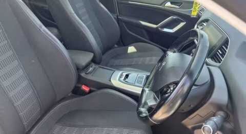 Peugeot 308 1.6 Bluehdi Allure White #5