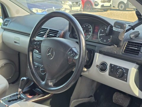 Mercedes-Benz A Class 2.0 A200 Cdi Gold #23